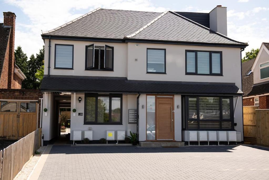 Walnut Flats: Stylish Oxford-Area Apartment with Netflix Kidlington Exterior photo